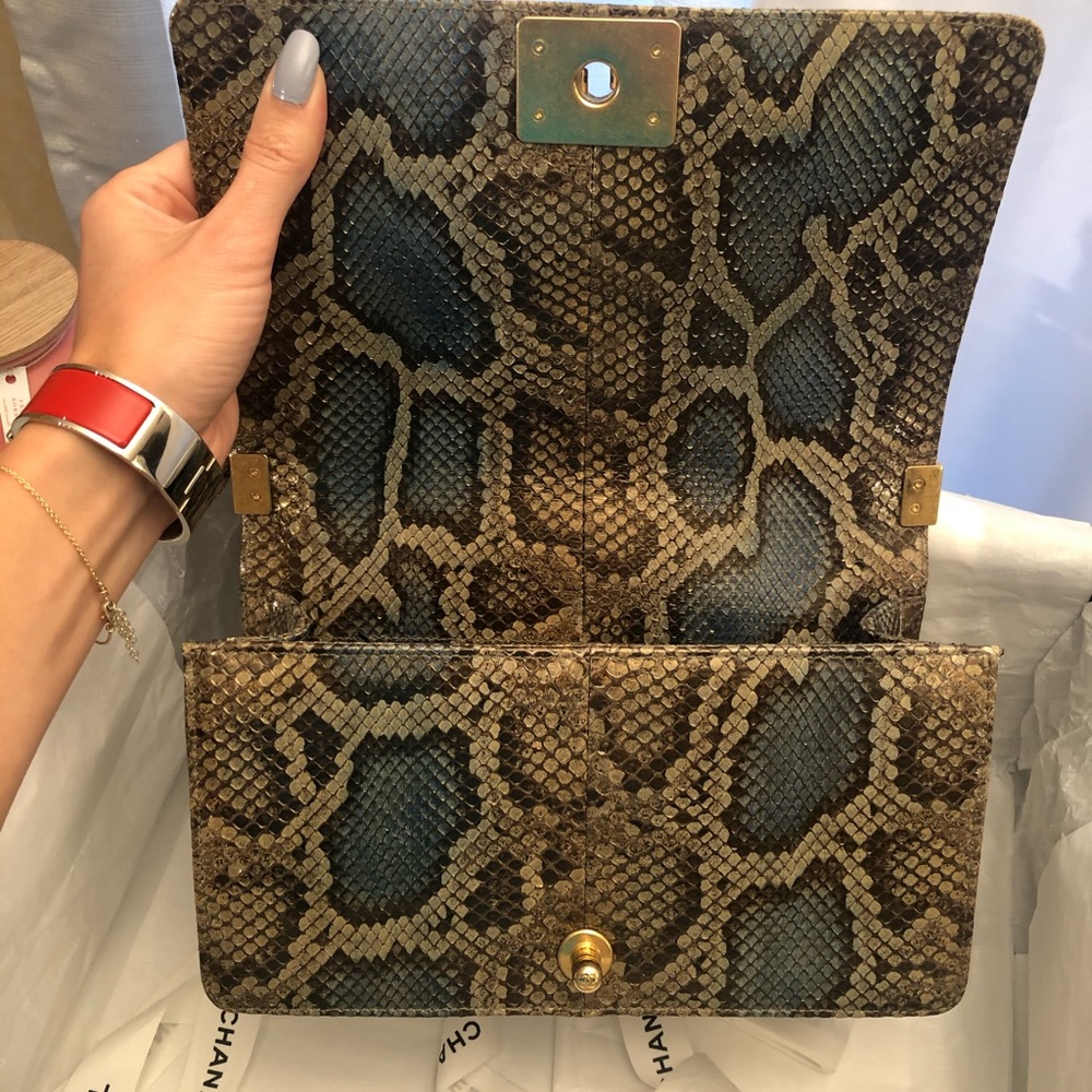 SOLD❌Chanel Boy Phyton With Swarovski Crystals - Picture 12 of 16